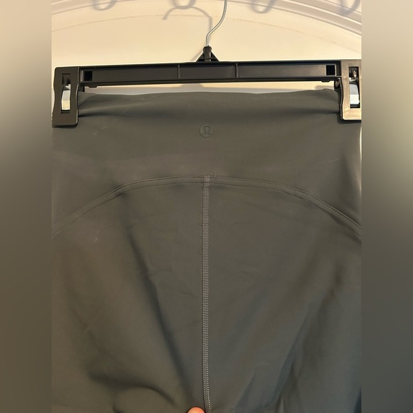 Lululemon Olive Green high waisted crop Leggings - Picture 2 of 5